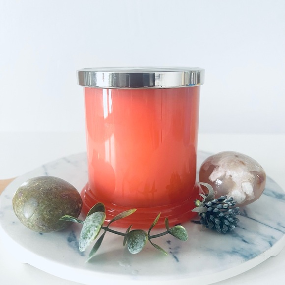 HomeWorx Slatkin & Co. Sparkling Grapefruit Scented Candle - Picture 5 of 5